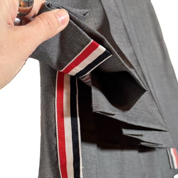 Thom Browne Grey Wool Pleated Skirt - Picture 3 of 12